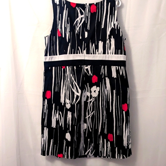 Black & White & Red Sheath Dress - Additional Elle - Picture 2 of 8